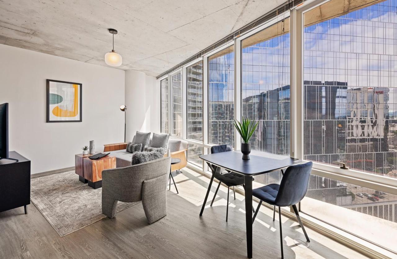 Placemakr Premier Sobro ナッシュビル エクステリア 写真 A staged apartment