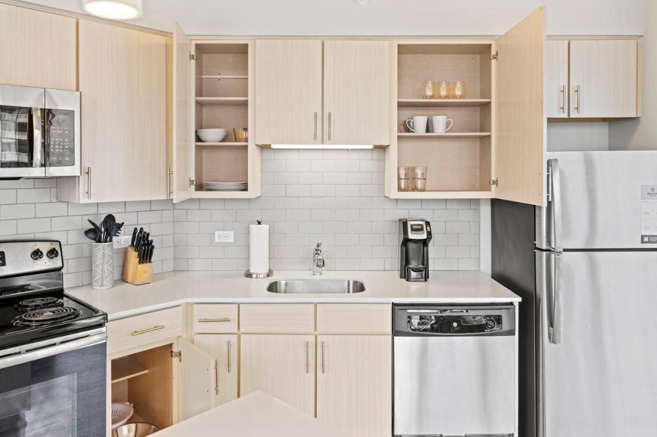 Placemakr Premier Sobro ナッシュビル エクステリア 写真 A typical kitchen
