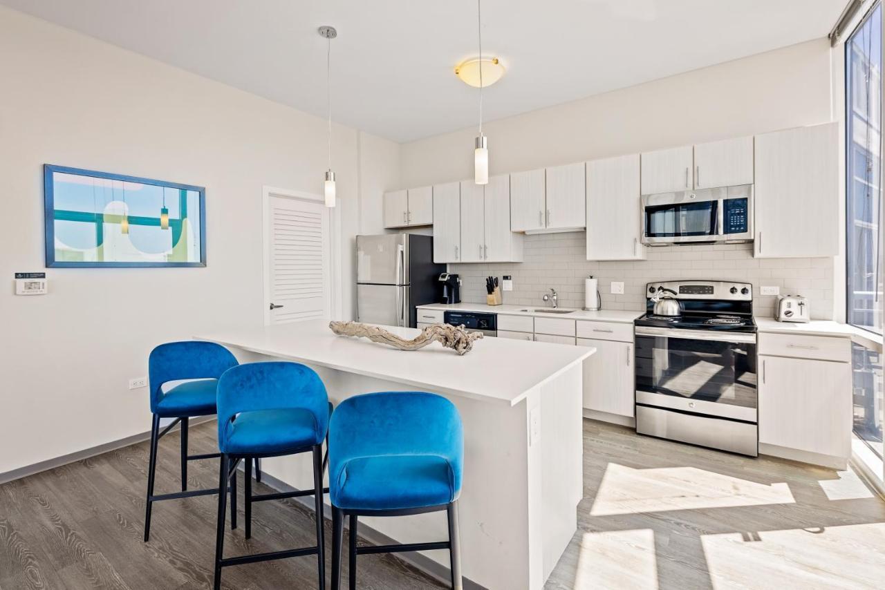 Placemakr Premier Sobro ナッシュビル エクステリア 写真 The kitchen in a typical apartment at The Standard