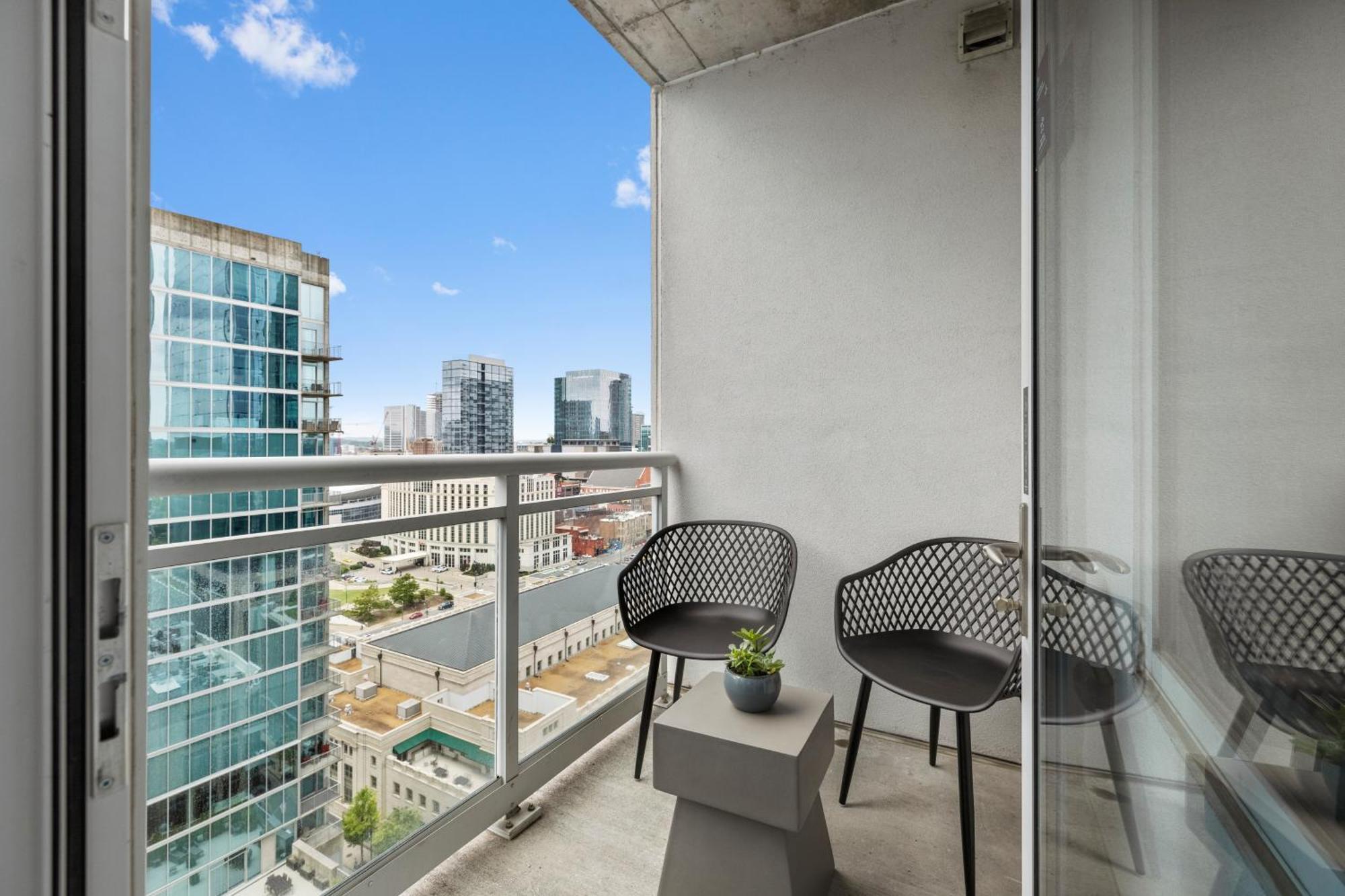 Placemakr Premier Sobro ナッシュビル エクステリア 写真 Balcony